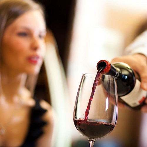 servir-du-vin-les-decanteuses servir-du-vin-les-decanteuses